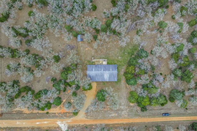 150 Turner LN, Paige, TX 78659