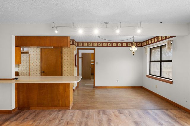 150 Turner LN, Paige, TX 78659