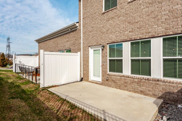 204 Douglas Bend Rd Unit 903, Gallatin, TN 37066