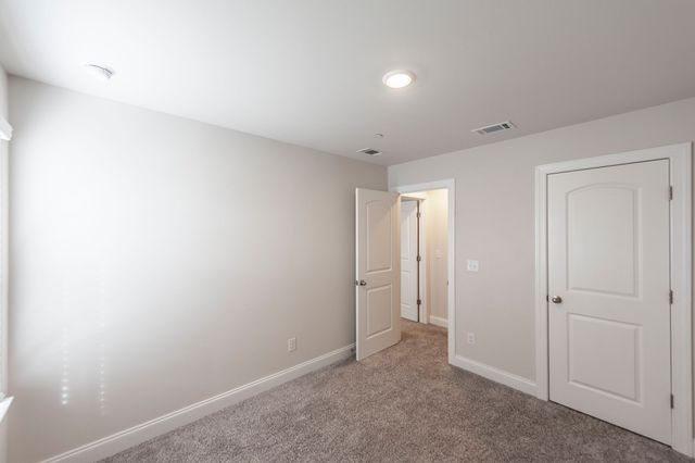 204 Douglas Bend Rd Unit 903, Gallatin, TN 37066