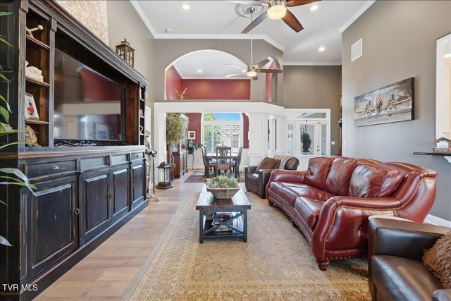 211 Harbor Approach, Johnson City, TN 37601