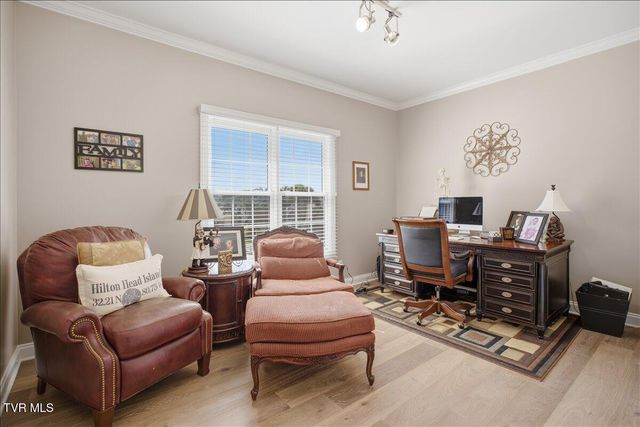211 Harbor Approach, Johnson City, TN 37601