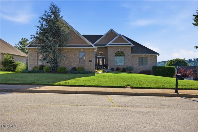 211 Harbor Approach, Johnson City, TN 37601