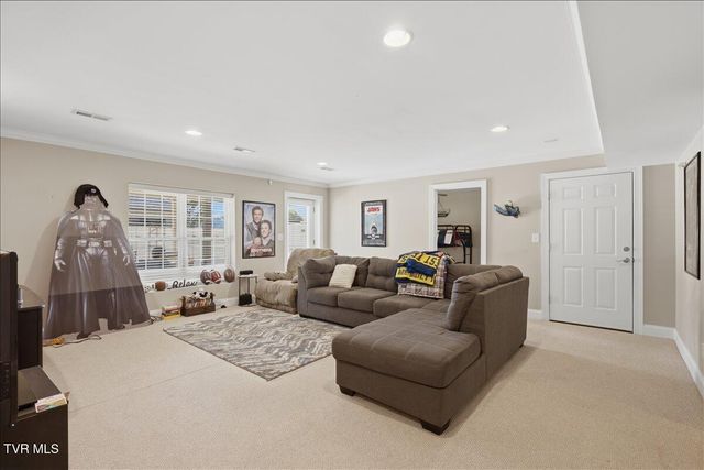 211 Harbor Approach, Johnson City, TN 37601