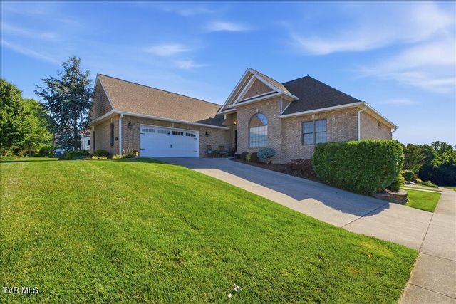 211 Harbor Approach, Johnson City, TN 37601