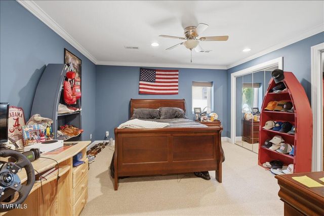 211 Harbor Approach, Johnson City, TN 37601