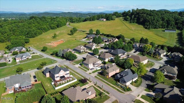 211 Harbor Approach, Johnson City, TN 37601