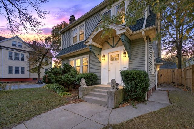 162 Verndale Avenue, Providence, RI 02905