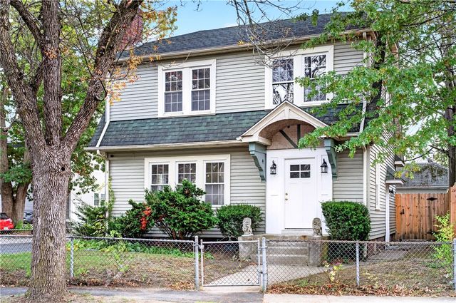 162 Verndale Avenue, Providence, RI 02905