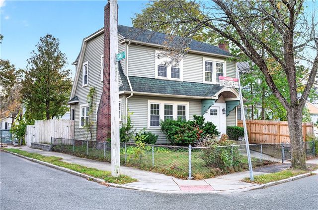 162 Verndale Avenue, Providence, RI 02905