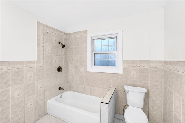 162 Verndale Avenue, Providence, RI 02905