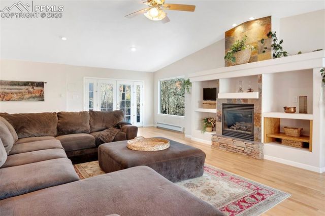 629 Arnold Lane, Colorado Springs, CO 80904