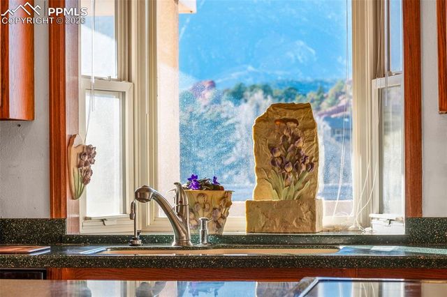 629 Arnold Lane, Colorado Springs, CO 80904