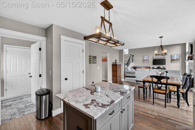 10119 Otter Drive, Green Oak Township, MI 48178