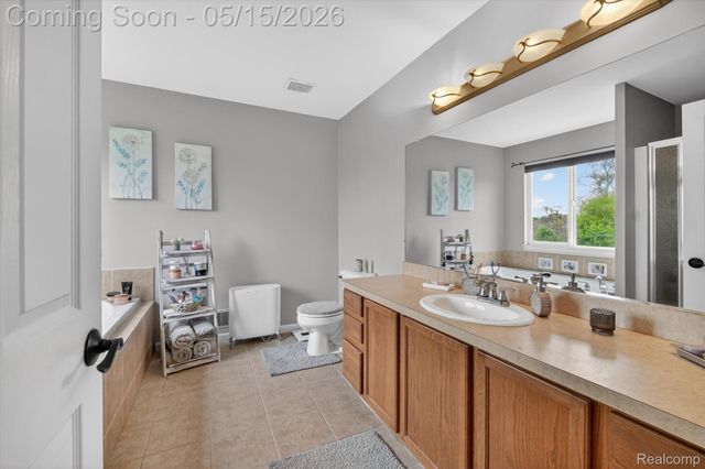 10119 Otter Drive, Green Oak Township, MI 48178
