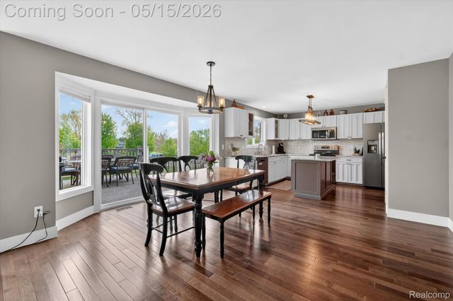 10119 Otter Drive, Green Oak Township, MI 48178