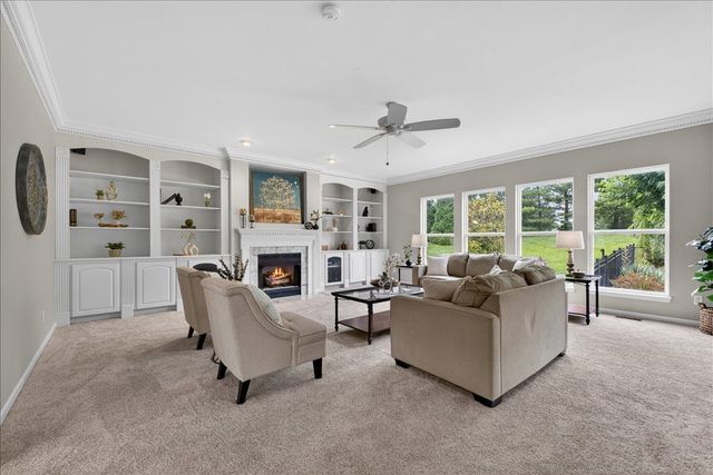 371 Galahad Court, Weldon Spring, MO 63304