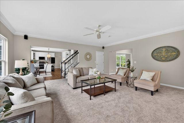 371 Galahad Court, Weldon Spring, MO 63304
