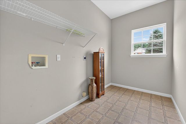 371 Galahad Court, Weldon Spring, MO 63304