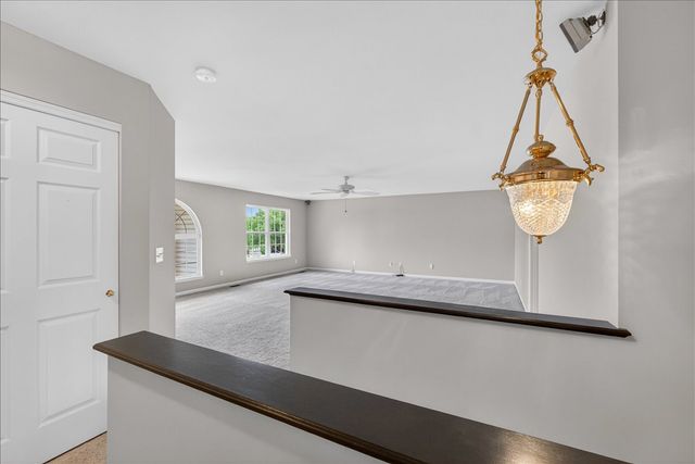 371 Galahad Court, Weldon Spring, MO 63304