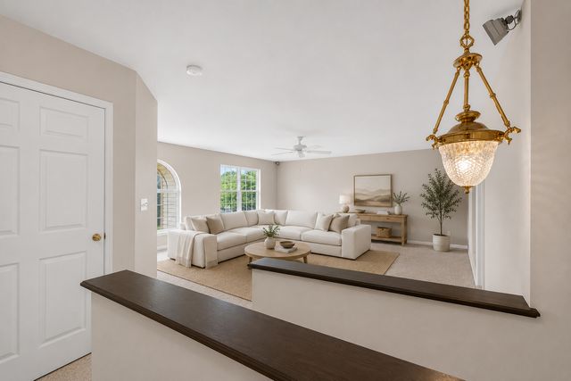 371 Galahad Court, Weldon Spring, MO 63304