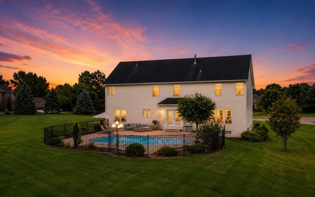 371 Galahad Court, Weldon Spring, MO 63304