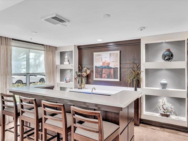 2421 NE 65th Street 406, Fort Lauderdale, FL 33308