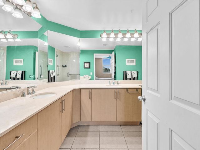 2421 NE 65th Street 406, Fort Lauderdale, FL 33308