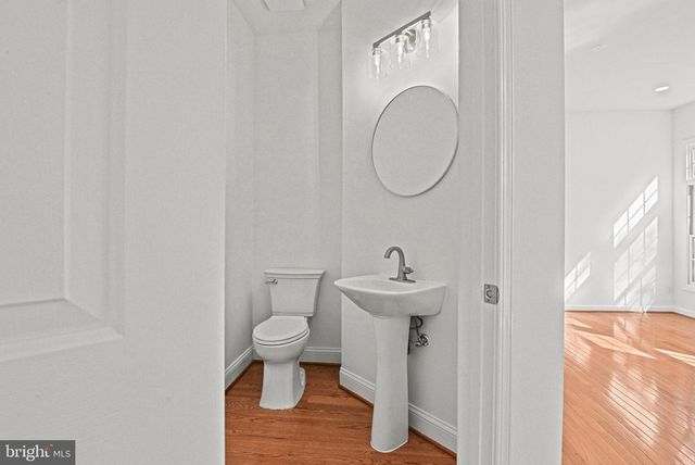 9927 MILES STONE CT, Vienna, VA 22181