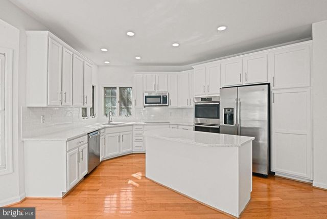 9927 MILES STONE CT, Vienna, VA 22181