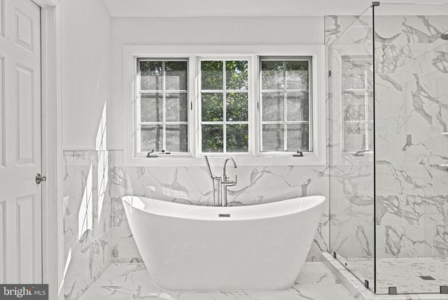 9927 MILES STONE CT, Vienna, VA 22181