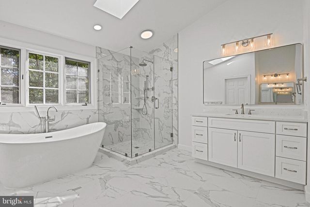 9927 MILES STONE CT, Vienna, VA 22181