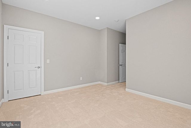 9927 MILES STONE CT, Vienna, VA 22181