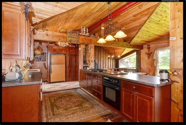 8538 Washington Street, Downers Grove, IL 60516