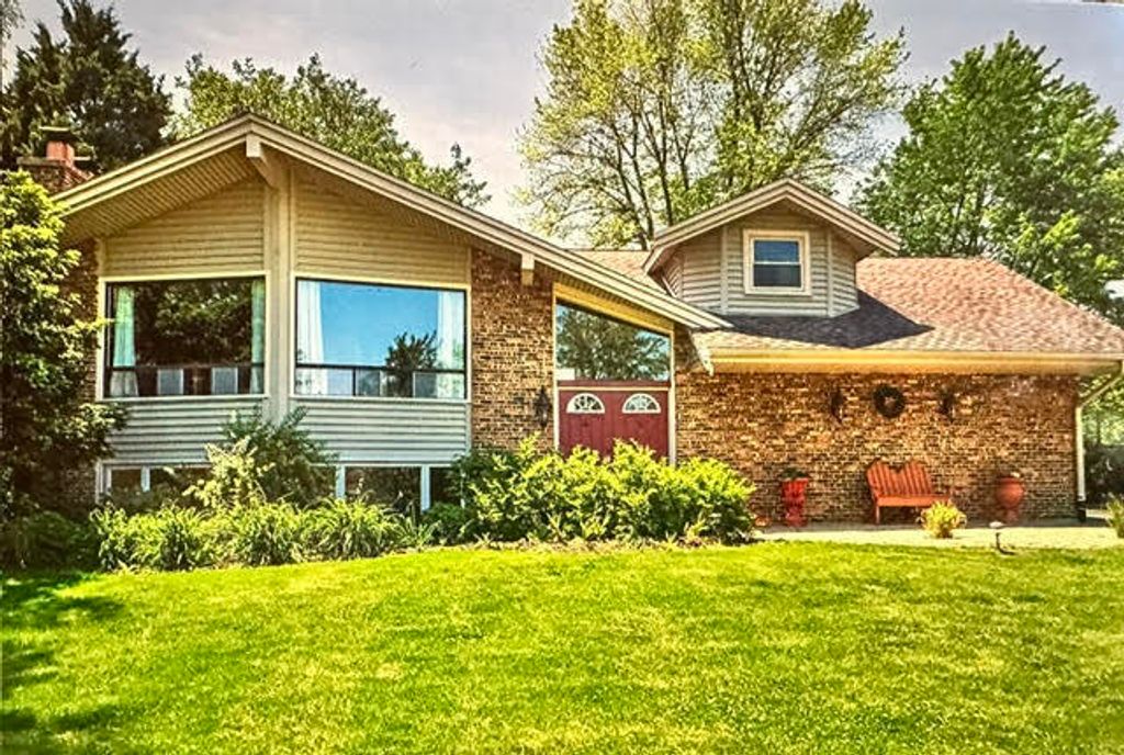 8538 Washington Street, Downers Grove, IL 60516