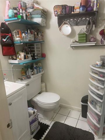 3399 Foxcroft Rd 315, Miramar, FL 33025