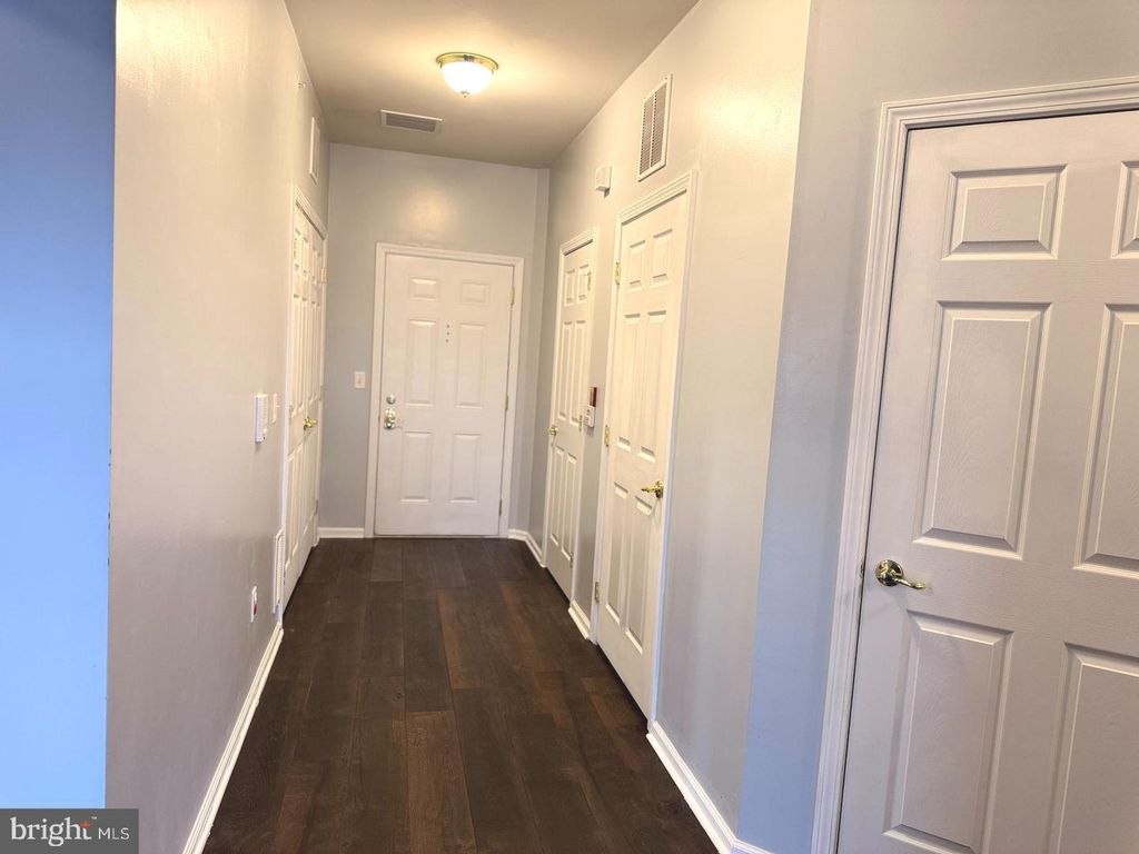 638 TIMBERLAKE DR, EWING, NJ 08618 — photo 2