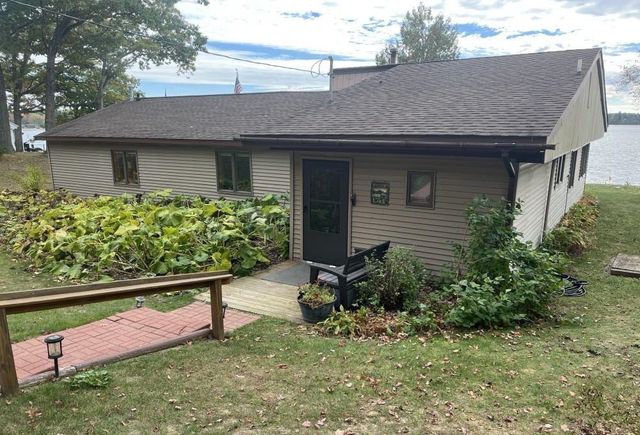 9321 W Oak Drive, Lake City, MI 49651