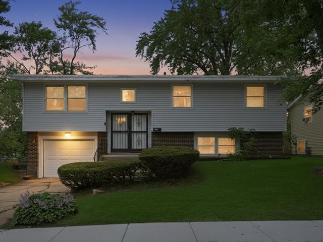 1829 217th Place, Sauk Village, IL 60411