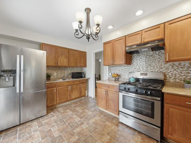 1829 217th Place, Sauk Village, IL 60411