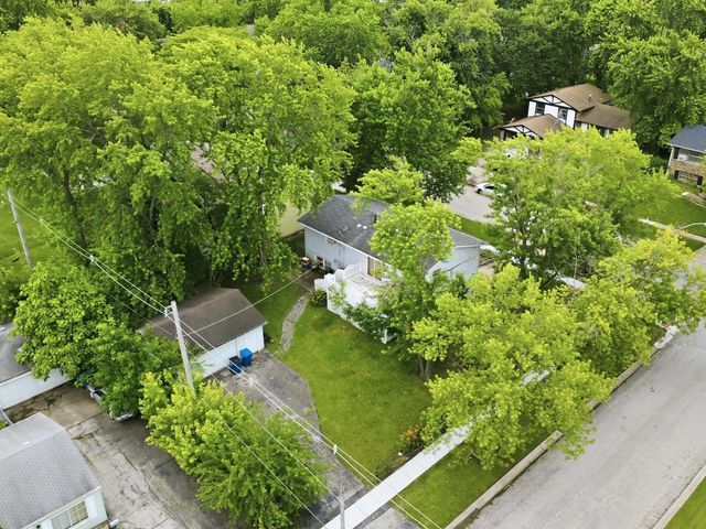 1829 217th Place, Sauk Village, IL 60411