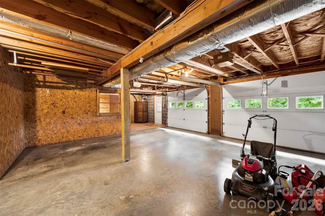 2410 Sandlewood Drive, Gastonia, NC 28054