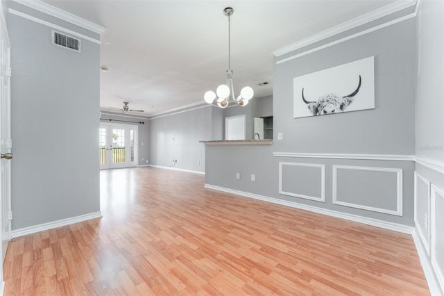 4306 BAYSIDE VILLAGE DRIVE 202, Tampa, FL 33615