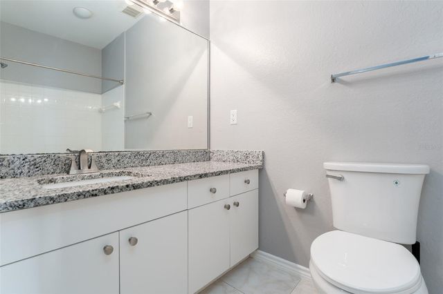 4306 BAYSIDE VILLAGE DRIVE 202, Tampa, FL 33615