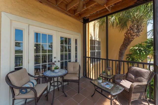 4306 BAYSIDE VILLAGE DRIVE 202, Tampa, FL 33615