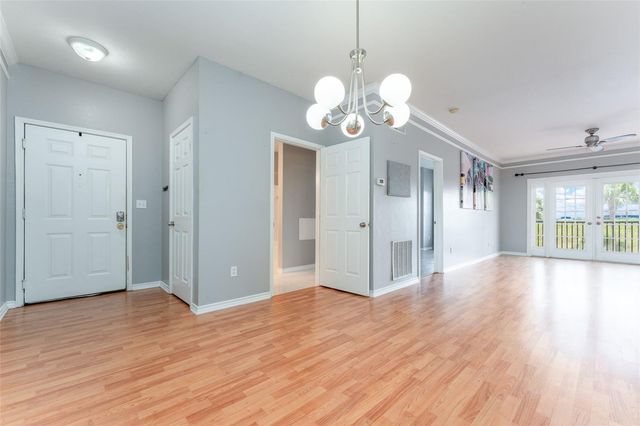 4306 BAYSIDE VILLAGE DRIVE 202, Tampa, FL 33615