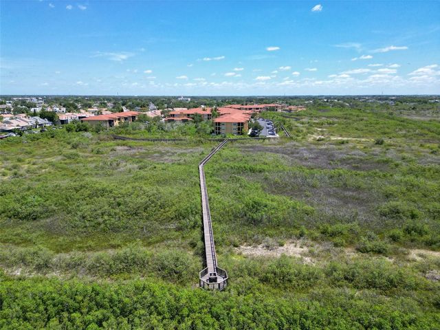 4306 BAYSIDE VILLAGE DRIVE 202, Tampa, FL 33615