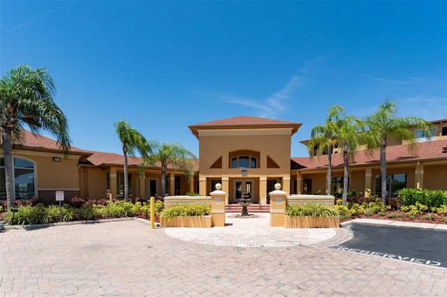 4306 BAYSIDE VILLAGE DRIVE 202, Tampa, FL 33615