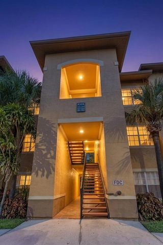 4306 BAYSIDE VILLAGE DRIVE 202, Tampa, FL 33615