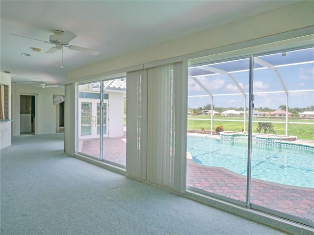 1936 WOLF LAUREL DRIVE, Sun City Center, FL 33573